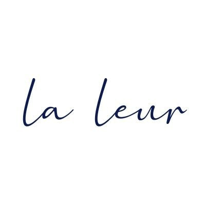 La Leur logo in elegant dark blue script on a white background