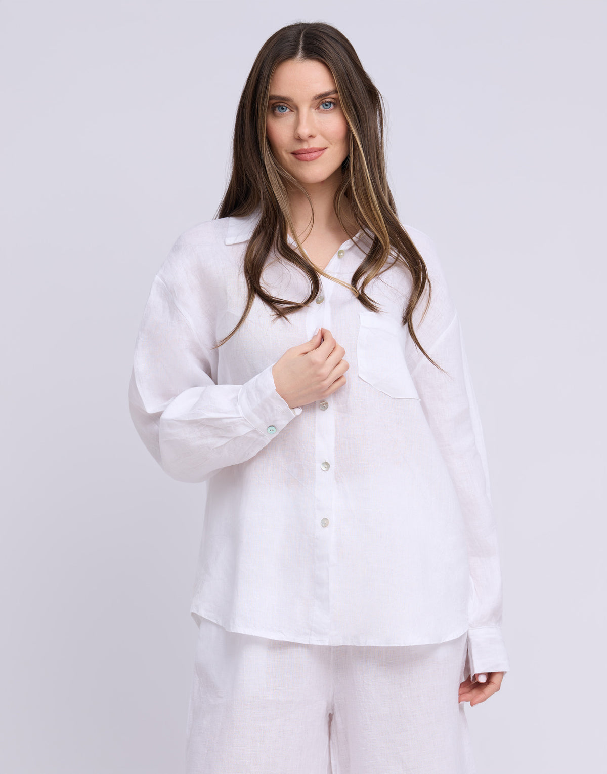Elena Shirt - Blanco - Yoga Jeans - front view