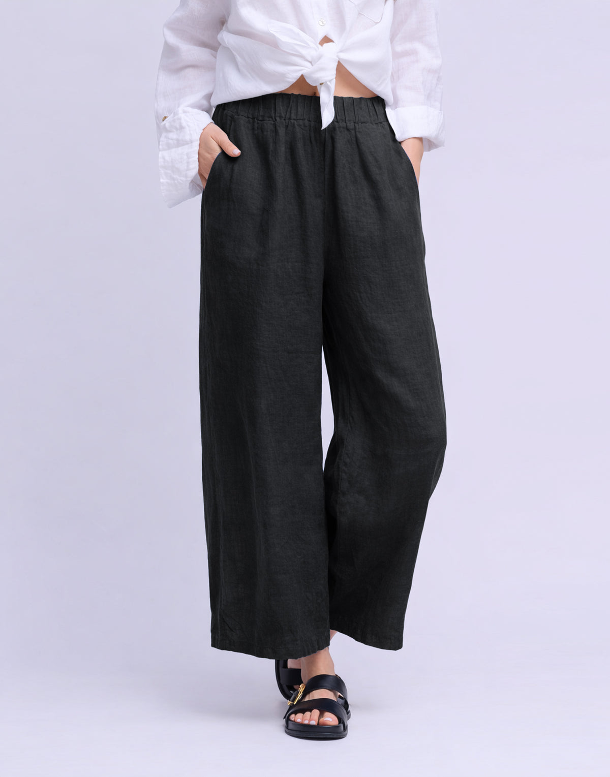 Sophia Pants - Black - Yoga Jeans - front view