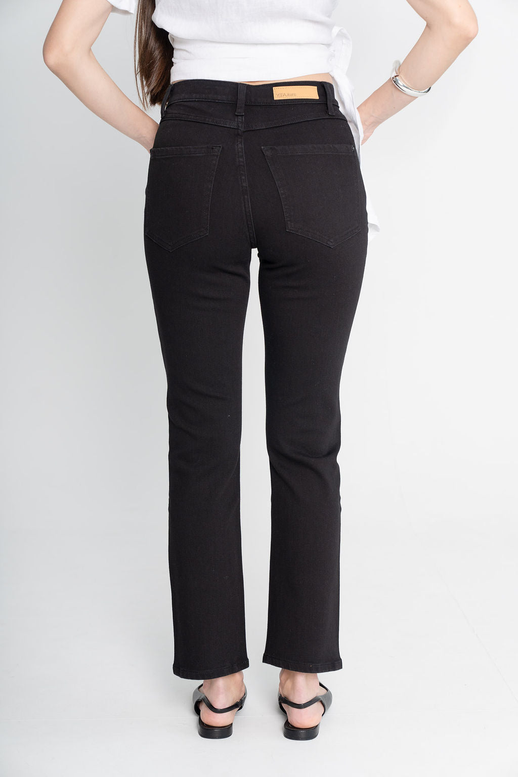 Straight - Black