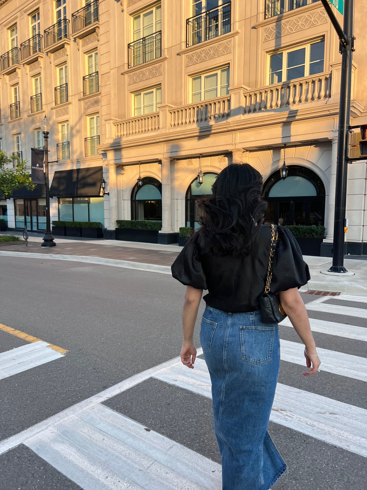 Bias Top - Detachable Puff Sleeves - Malli - side view